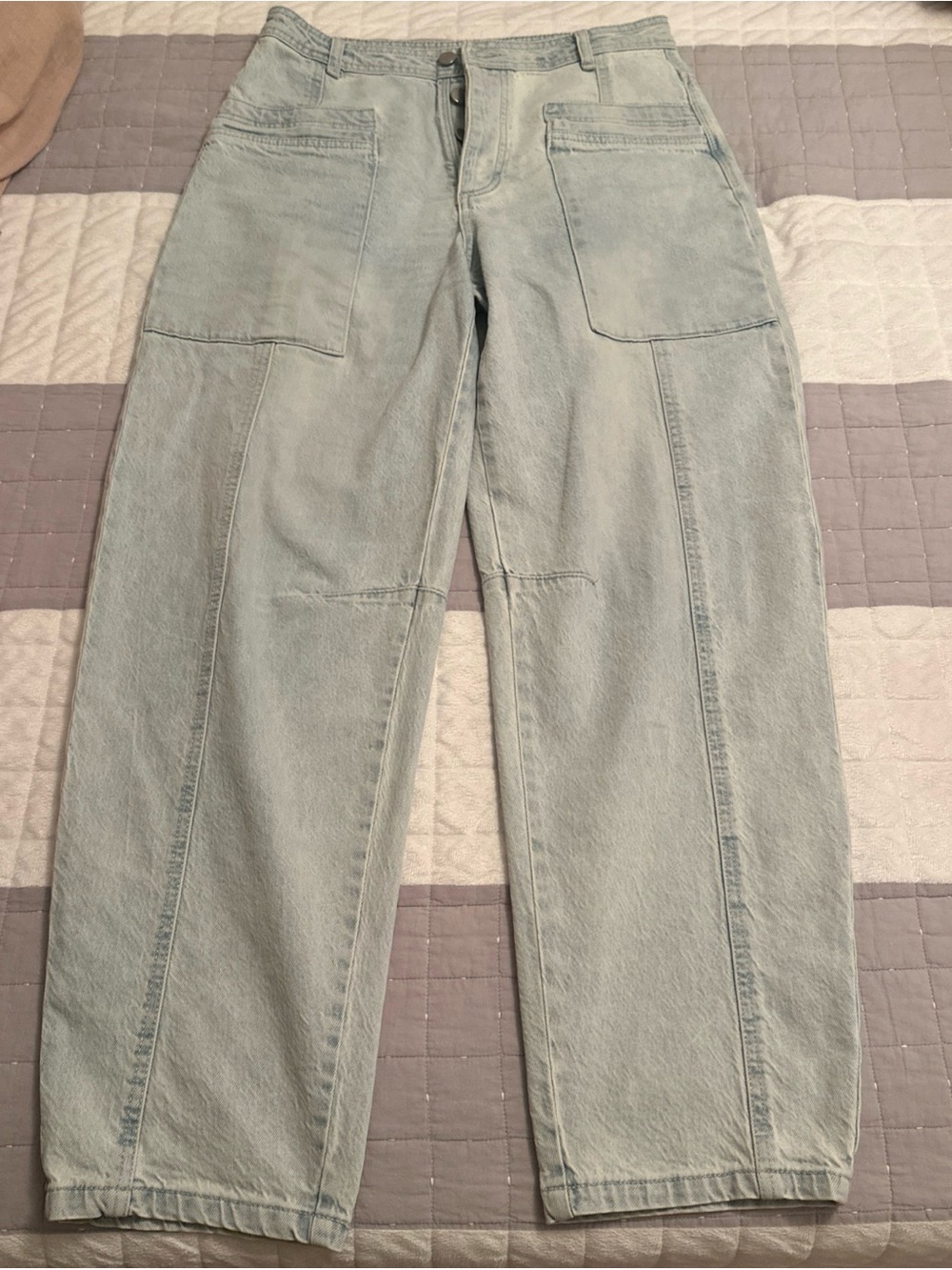 Habitual Evie Long Patch Barrel Jeans light wash button up high waisted 4/27